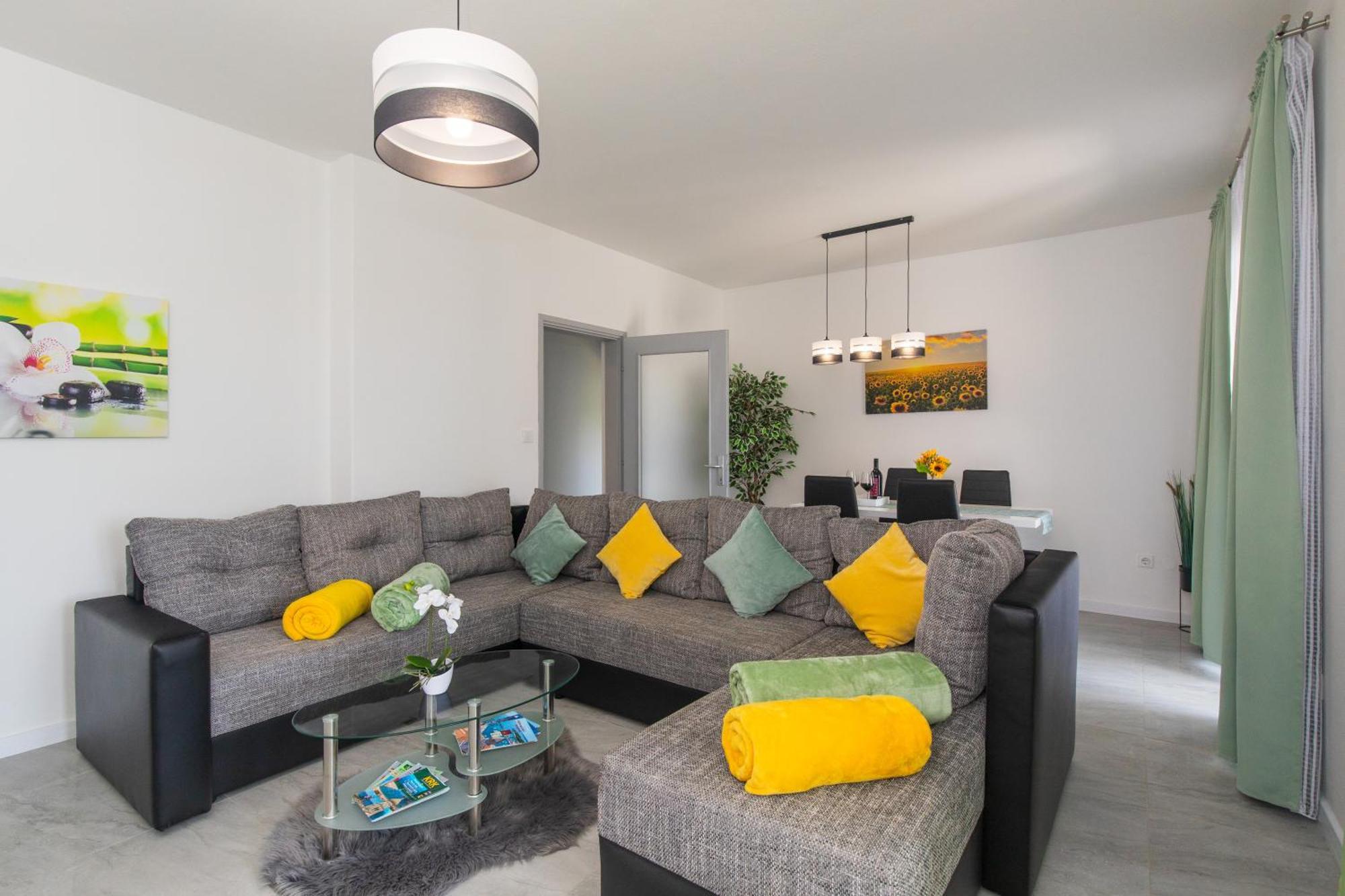 Apartment Tara With Seaview Krk Town Eksteriør bilde